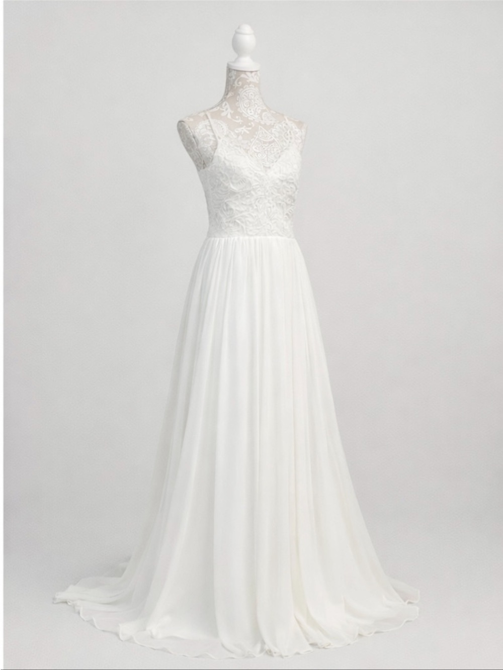 Truvelle Beaded Wedding Gown Size 14 Ivory Boho Lace Dress 30” waist - Like New - Picture 2 of 15